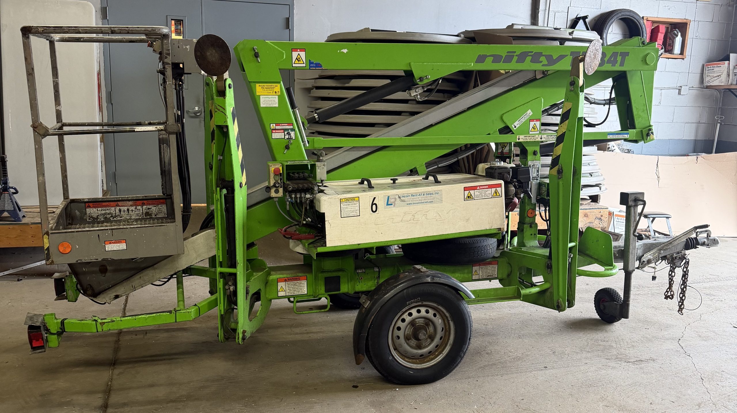 Lift 34' Towable